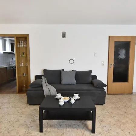 Apartamento Geraeumige Kellerwohnung In Der Naehe Von *